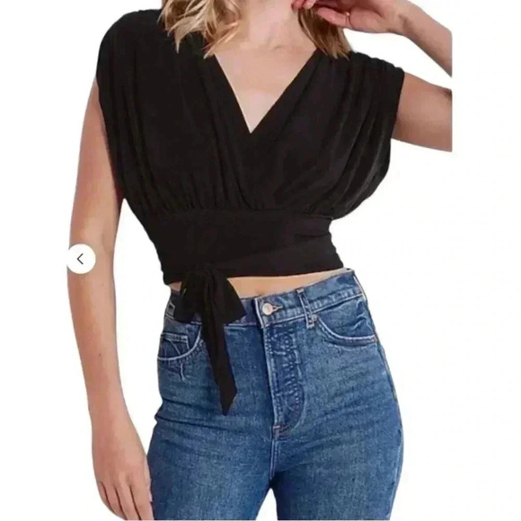 Express Low V-neck Black Short Sleeve Top - Picture 1 of 8